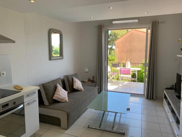 Calmeraie plage Appartement Villeneuve-Loubet Buitenkant foto